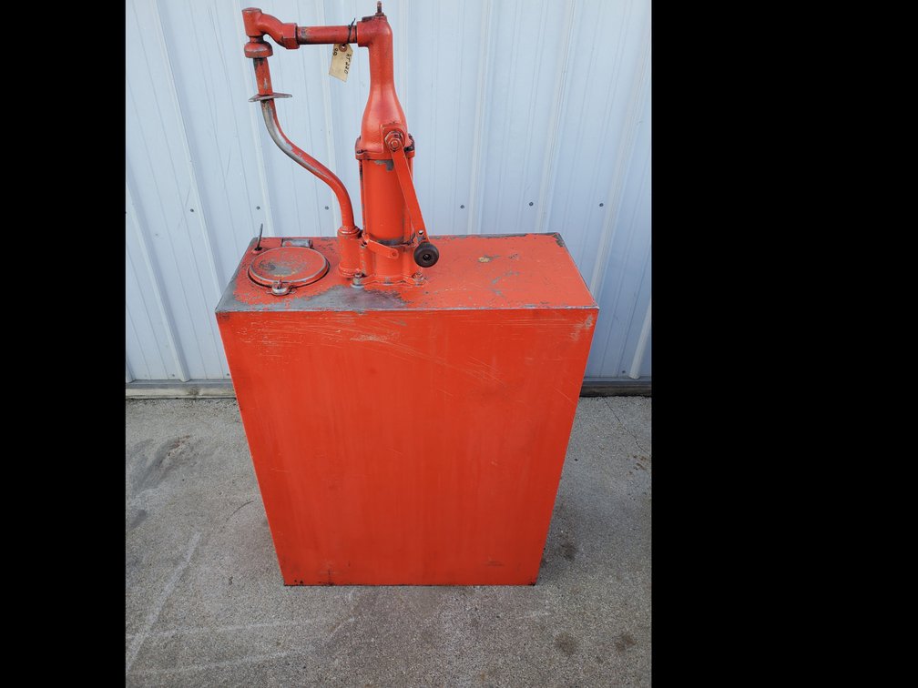Lot 173: 60 gallon oil drum