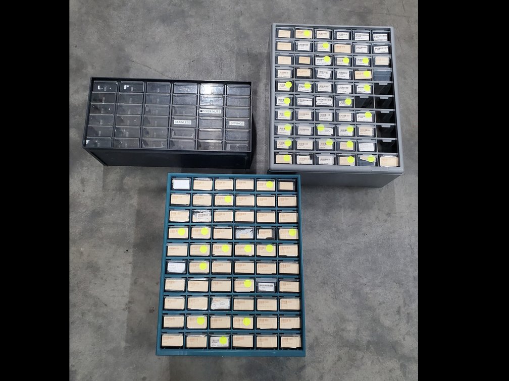 Lot 165: Bolt organizers