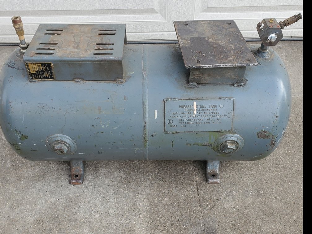 Lot 113: Air Compressor tank