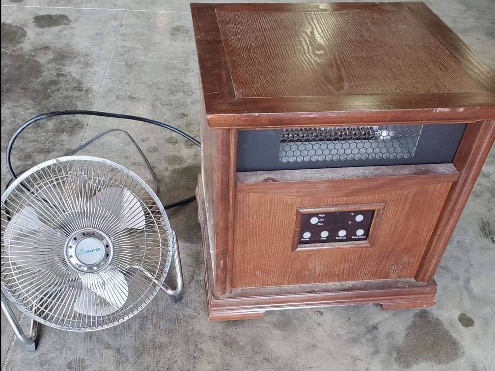 Lot 83: Heater and fan