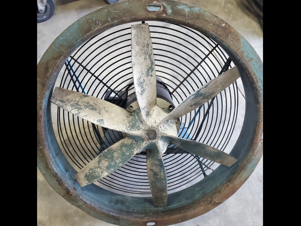 Lot 89: 20 inch Fan with new motor