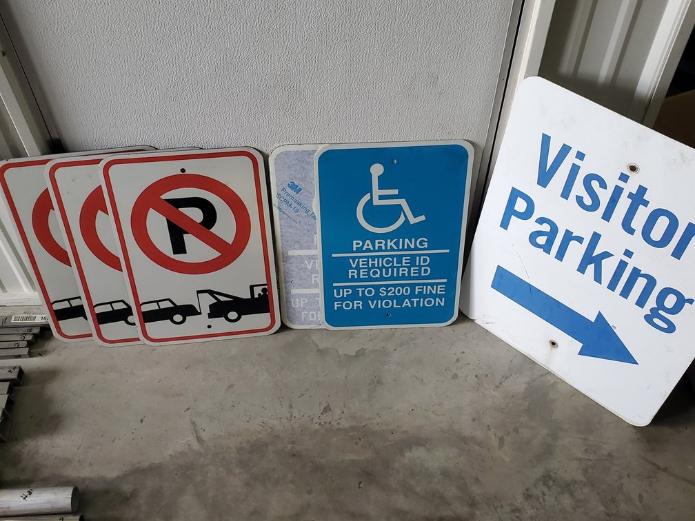 Lot 129: Sign lot