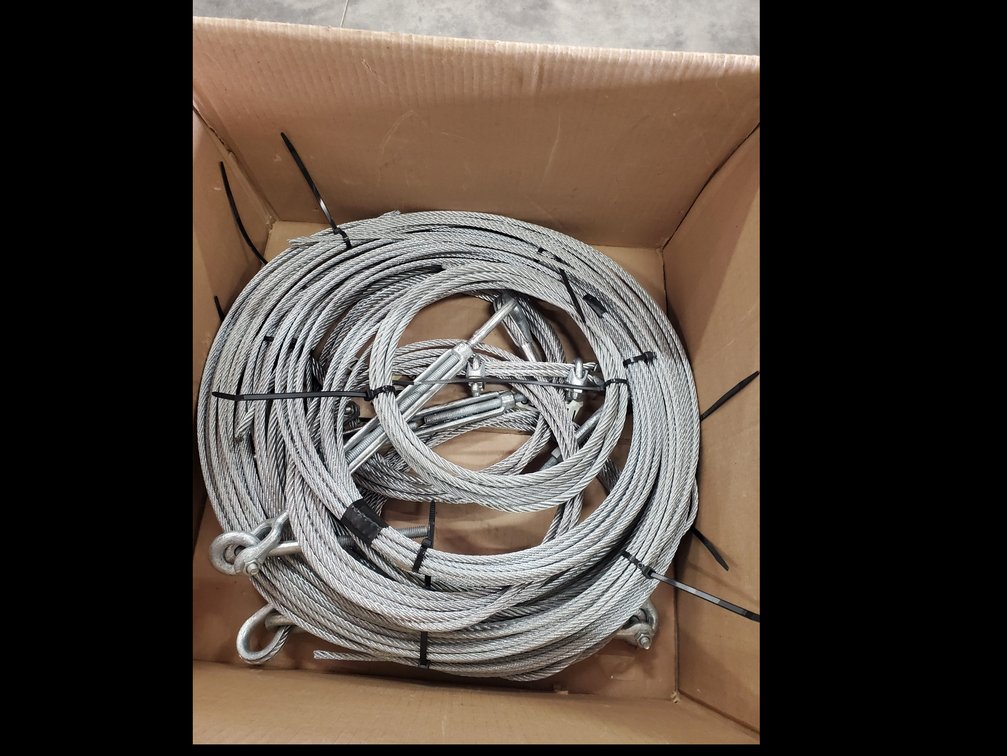 Lot 132: Box of new cable