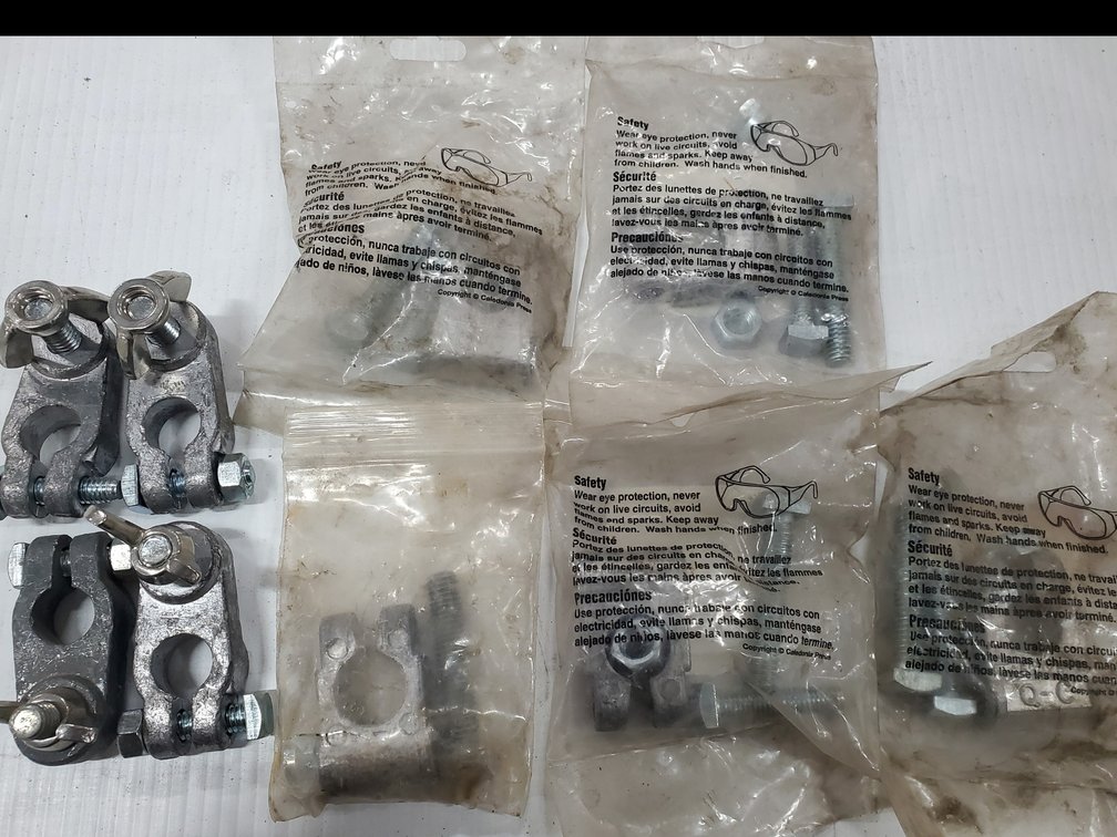 Lot 145: Battery terminals