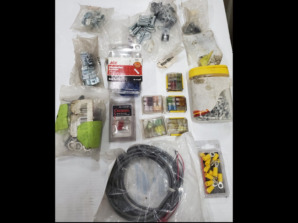 Lot 146: Fuses and electrical items