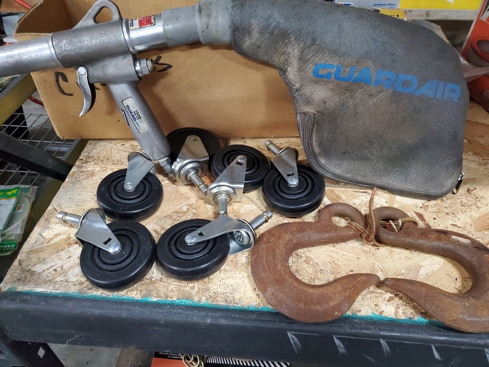 Lot 156: Casters,hooks and air tool