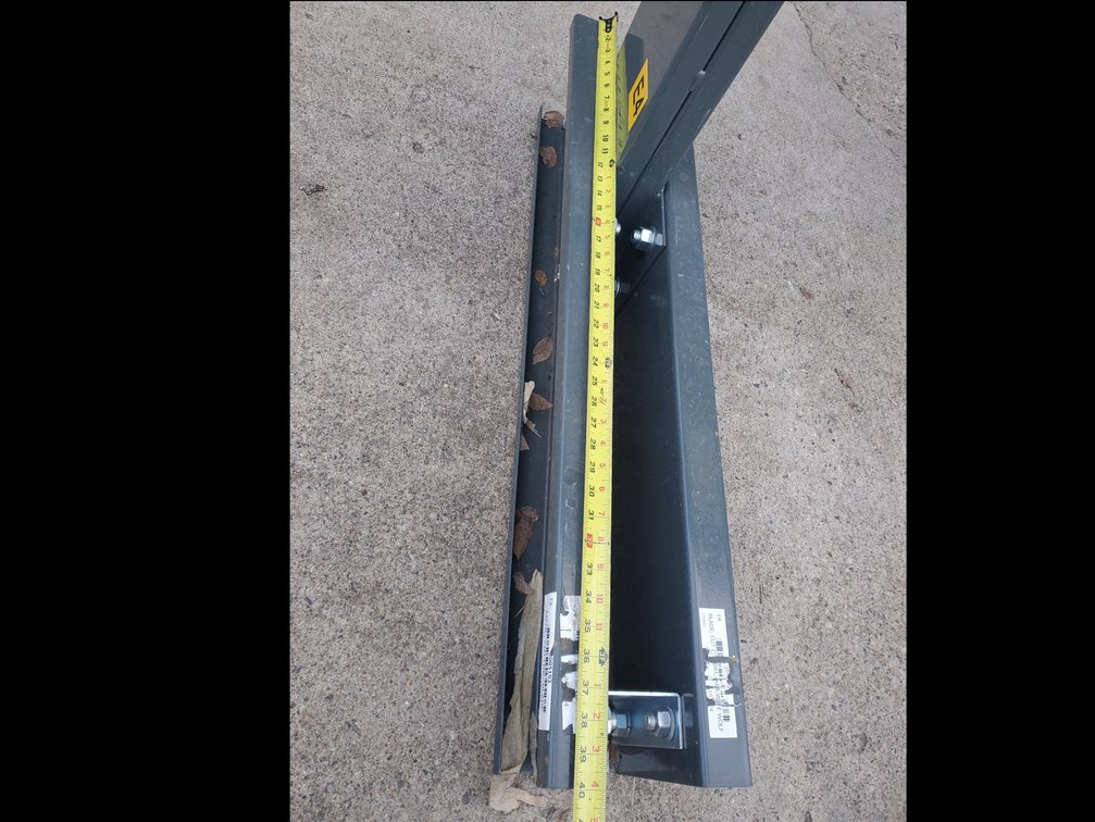 Additional photo of lot 109