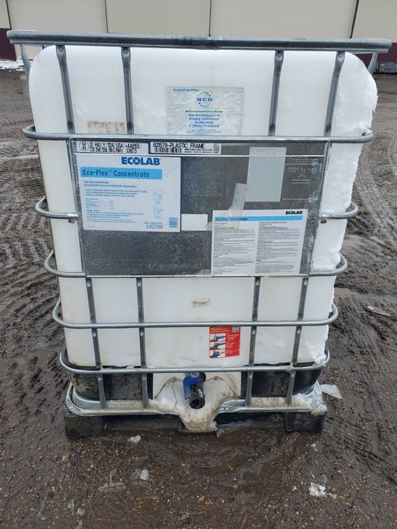 Lot 31: IBC tote