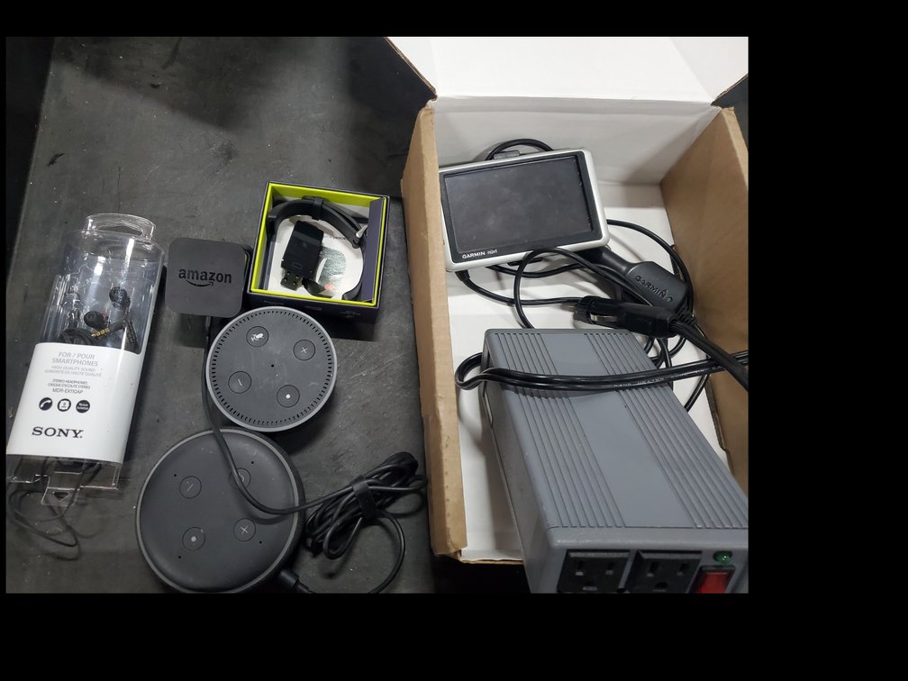 Lot 16: Lot of electronics