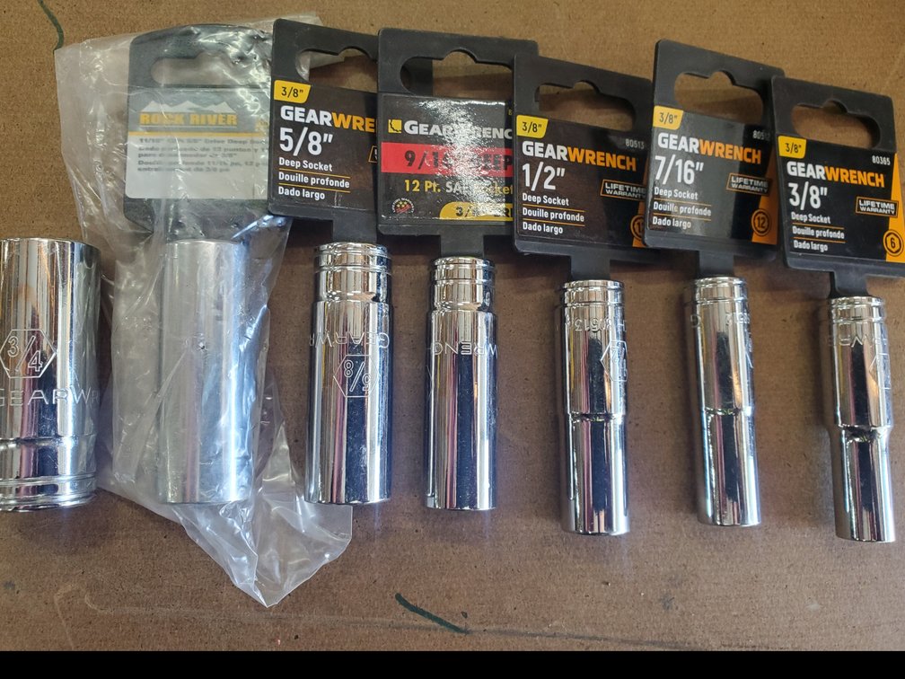 Lot 201: New gearwrench sockets