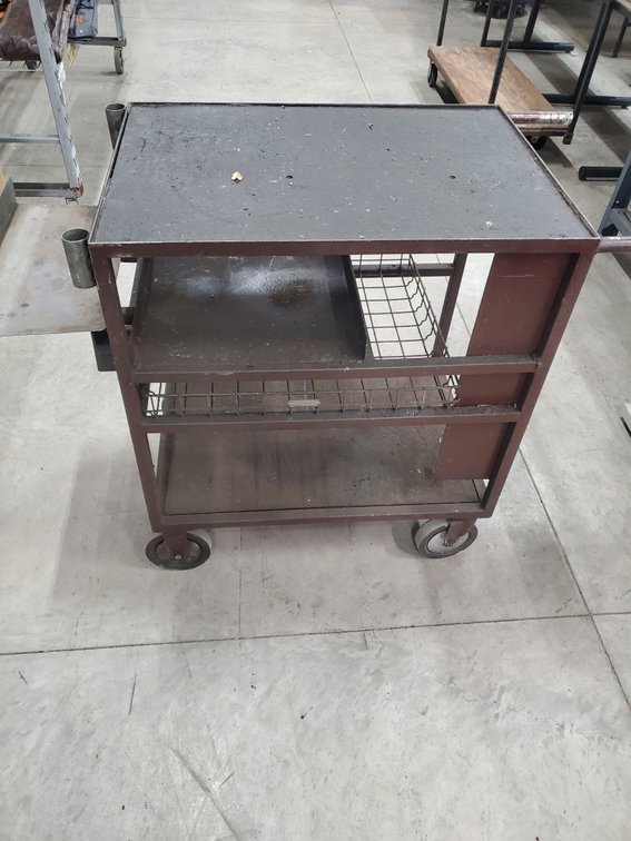 Lot 209: Heavy duty steel frame cart