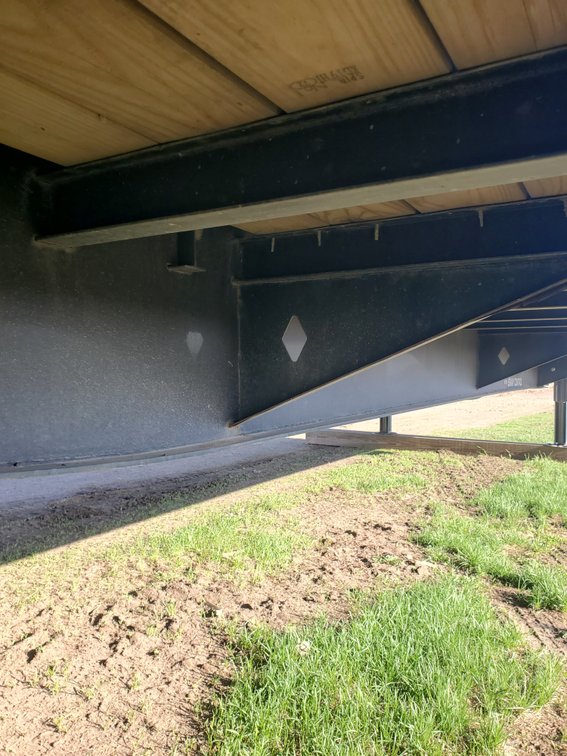 Additional photo of lot 100