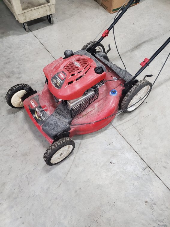 Lot 208: Toro 22 inch walk behind mower