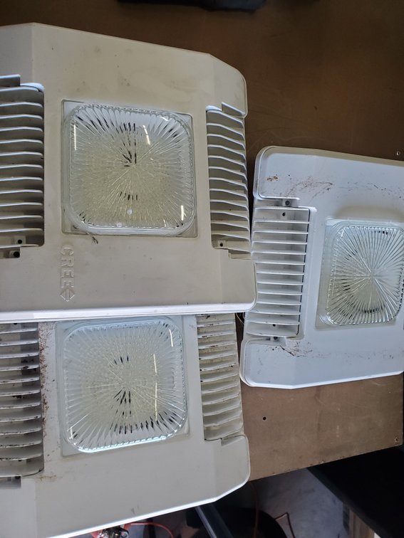 Lot 147: Cree sealed led lights