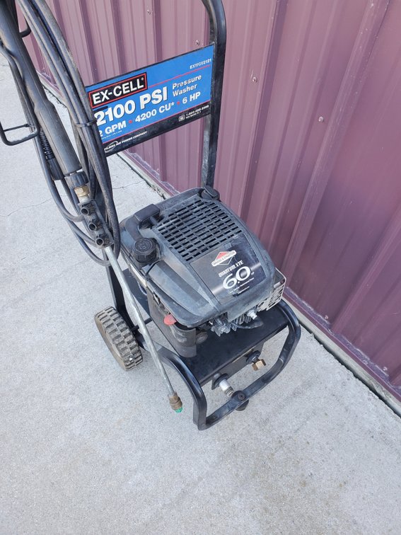 Lot 86: Ex-cell pressure washer with Briggs and stratton engine