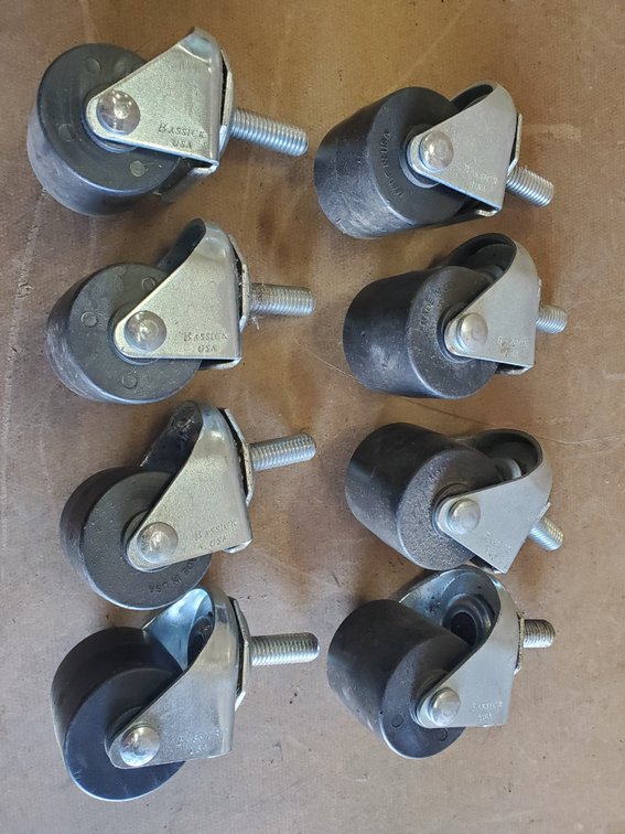 Lot 133: Lot of casters