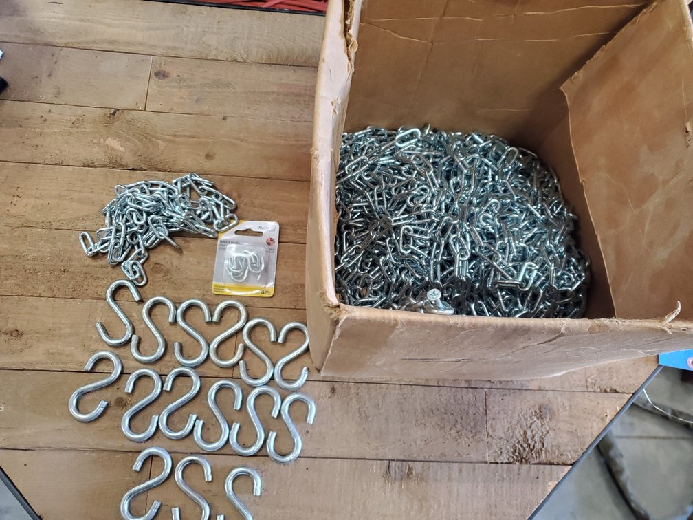 Lot 95: New Chain and s hooks