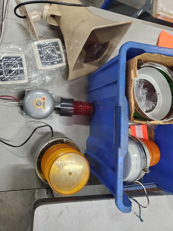 Lot 123: Beacons and misc supplies