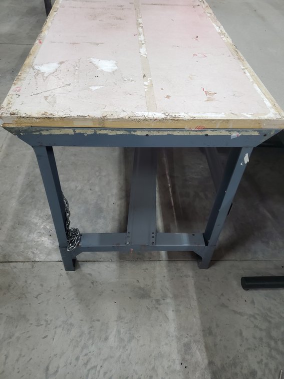 Lot 127: Lot of tables