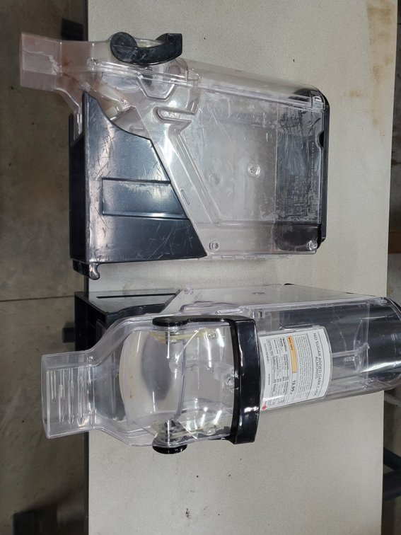 Lot 102: Bulk food dispensers