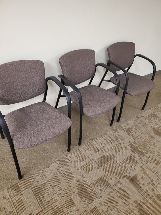 Lot 13: Office chairs