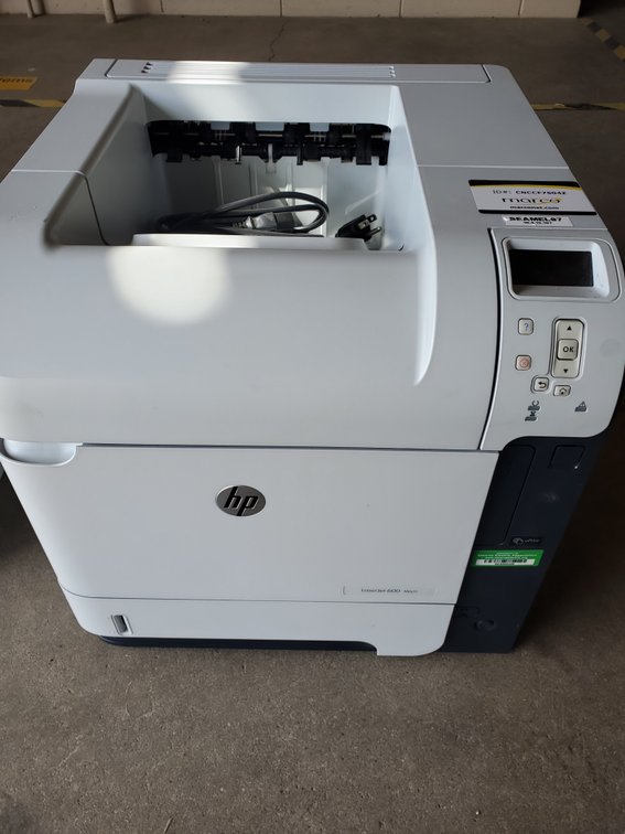 Lot 5: Hp Laser jet 600 printer