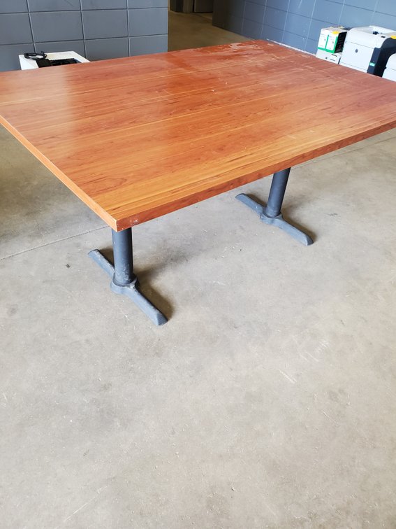 Lot 47: Table