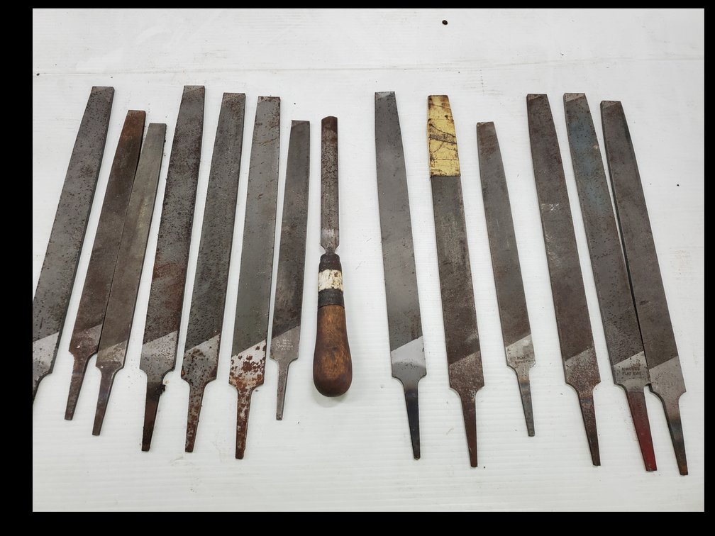 Lot 8: Lot of metal files
