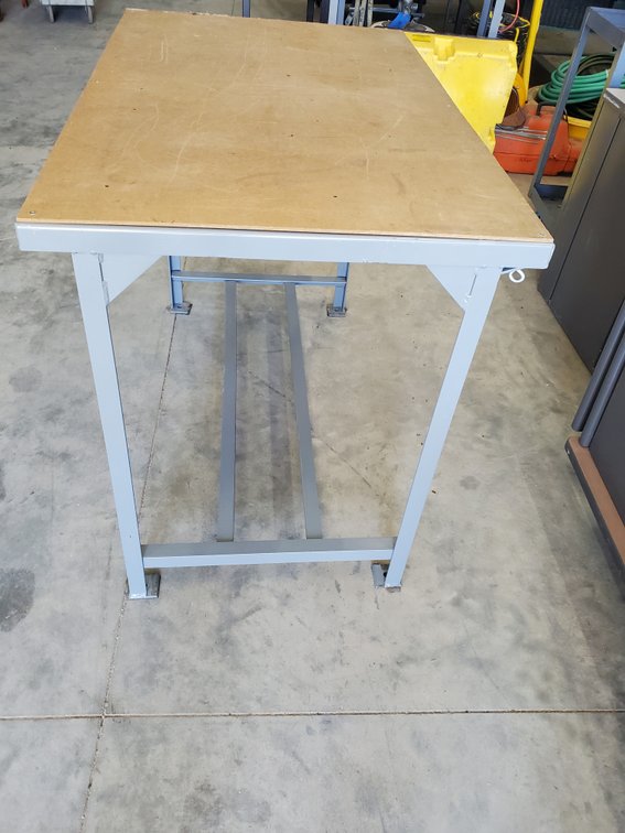 Lot 84: Little giant brand heavy duty worktable/bench
