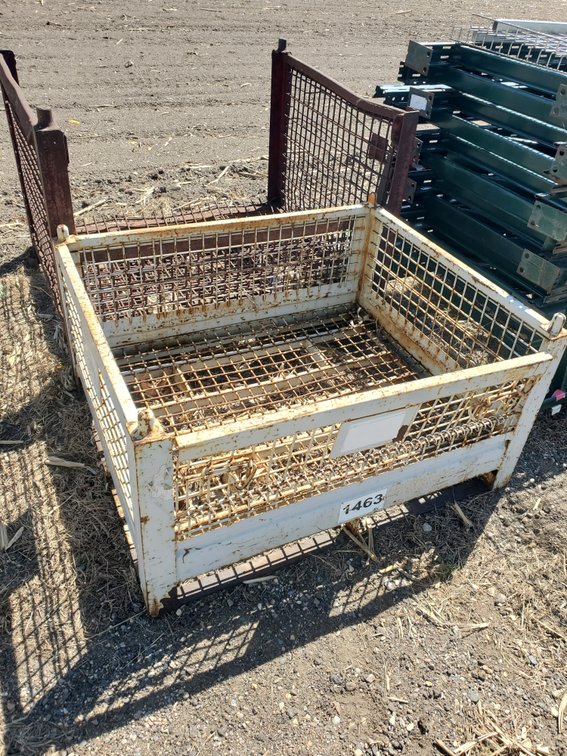 Lot 88: 2 Wire mesh boxes