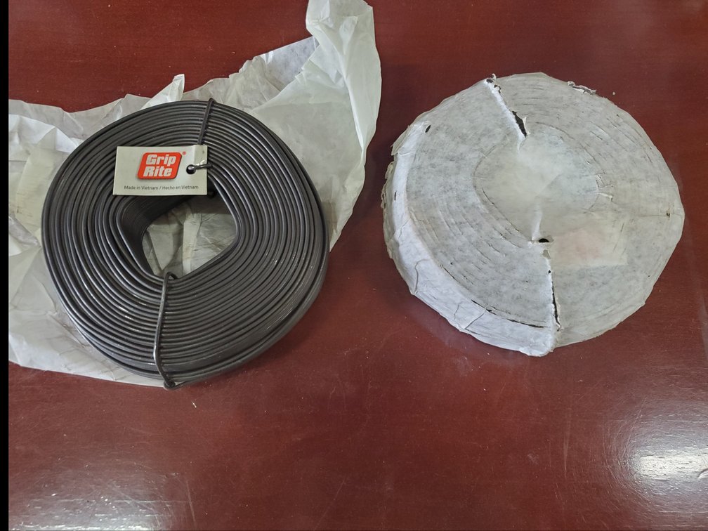 Lot 123: Grip rite tie wire