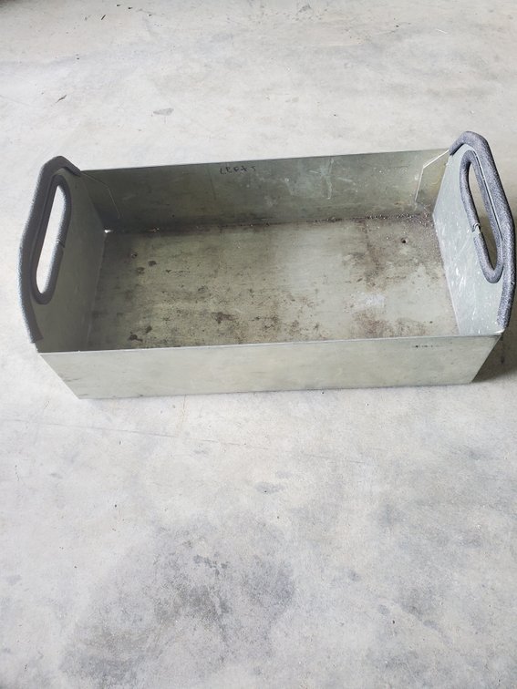 Lot 131: Heavy duty metal basket