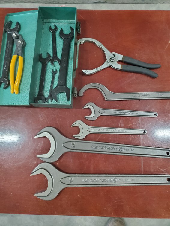 Lot 192: Machine wrenches
