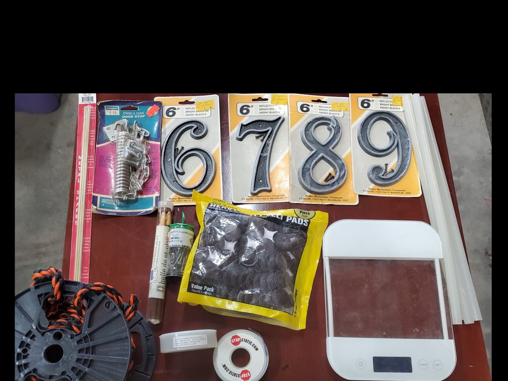 Lot 195: Miscellaneous new items,scale,rope and more!