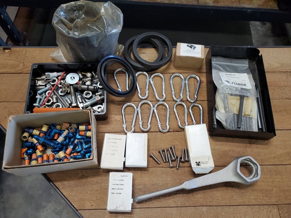Lot 13: New chain clips,drum tool and misc hardware/fittings
