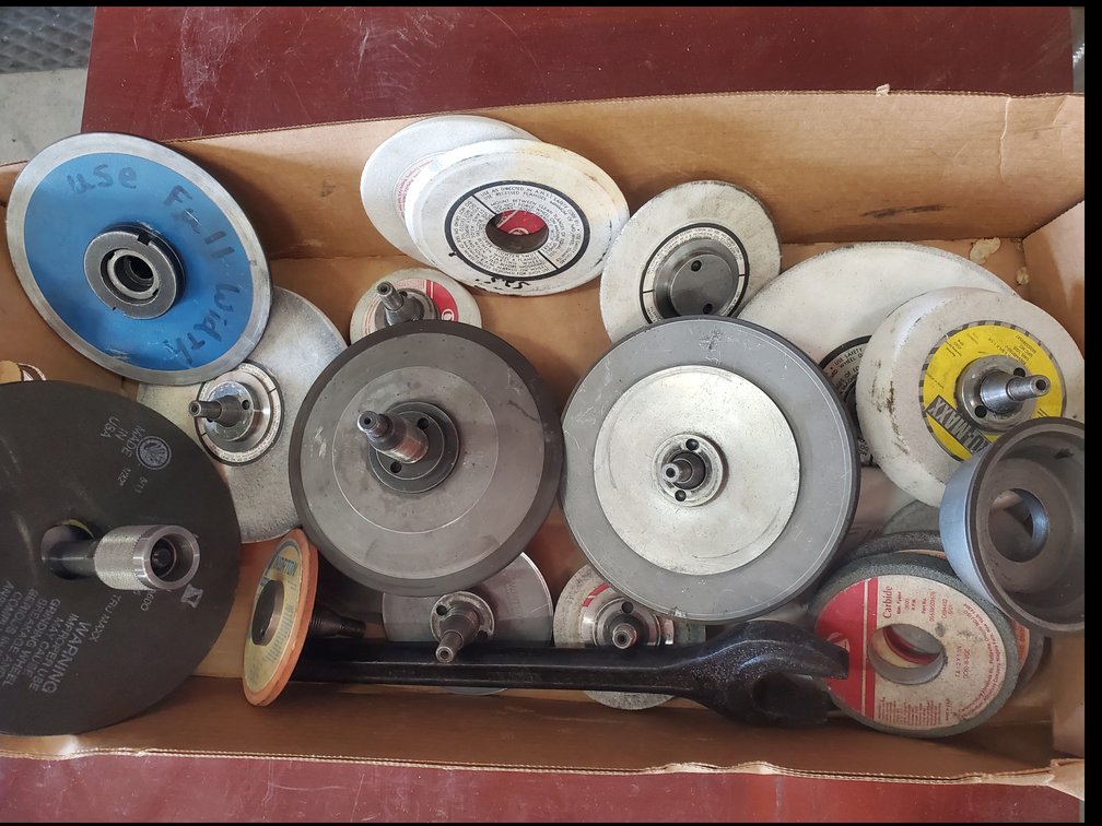 Lot 187: Grinding wheels/stones/discs