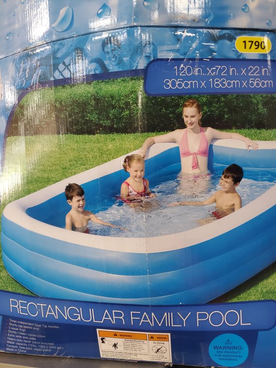 Lot 165: Family pool