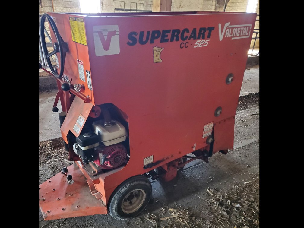 Lot 138: Valmetal feed cart/supercart
