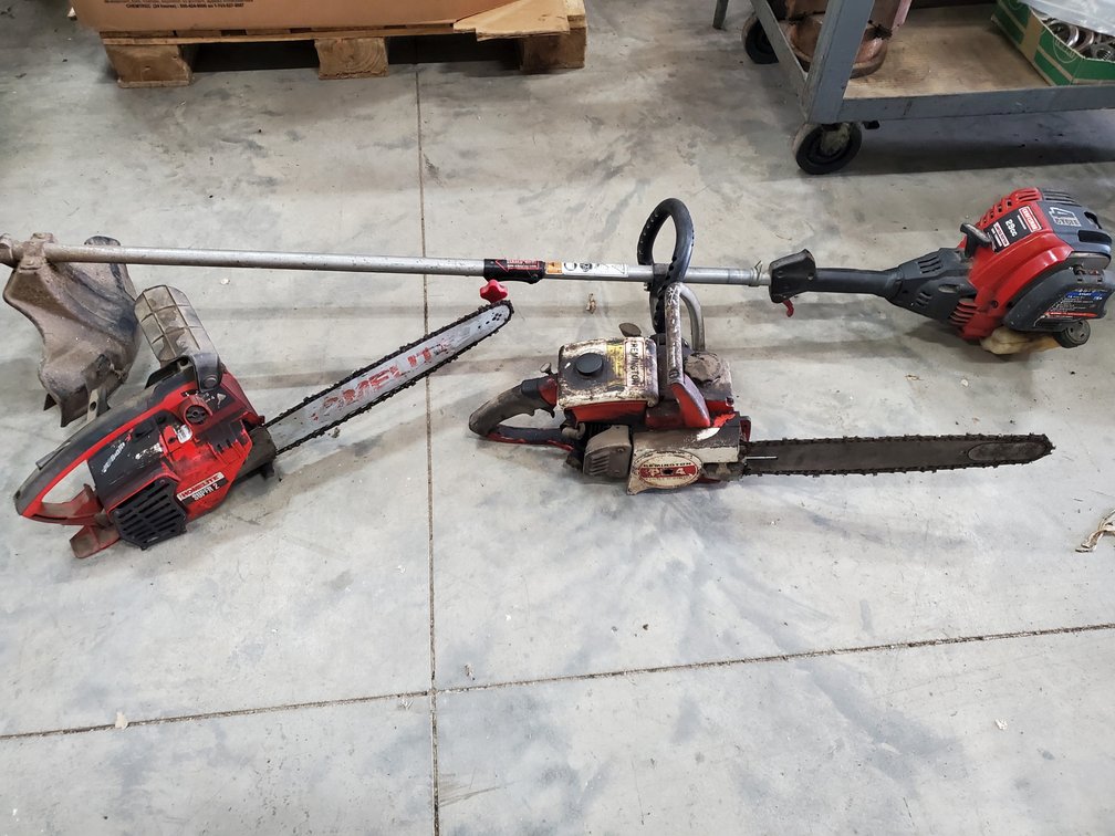 Lot 169: Chain saws and string trimmer