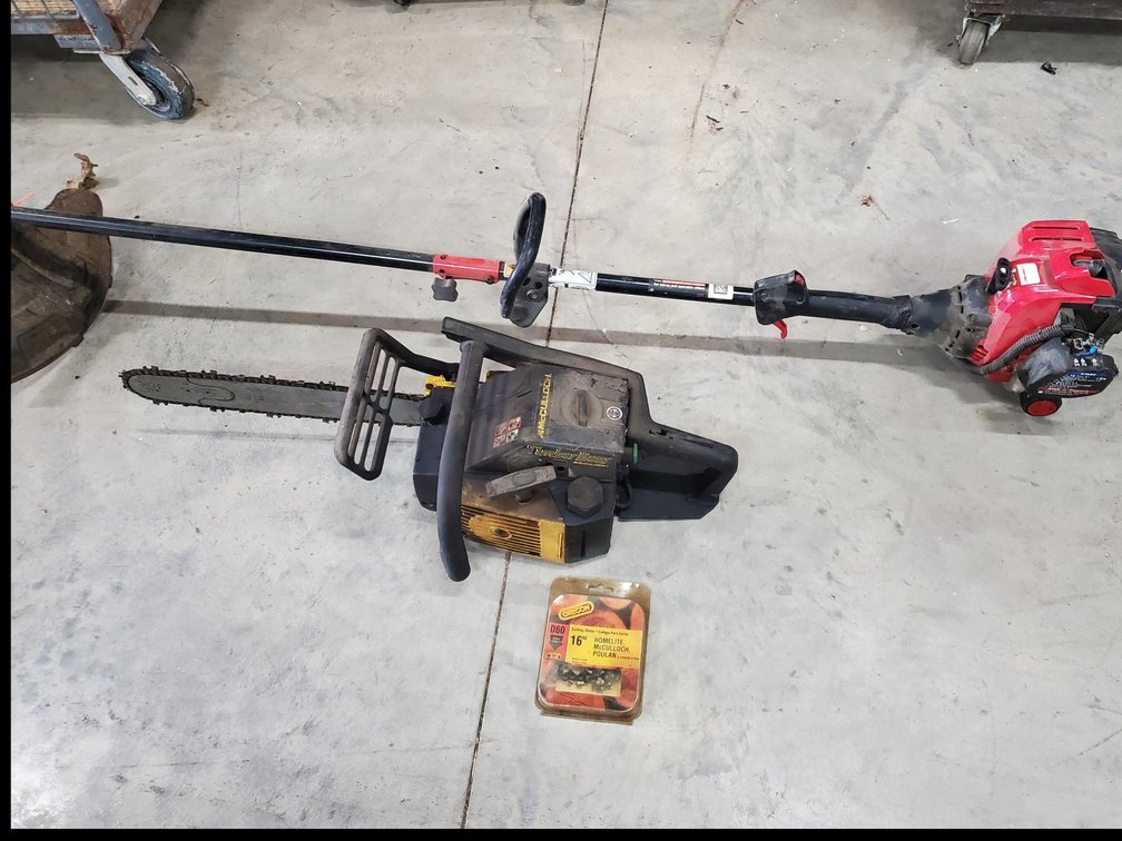 Lot 106: Chainsaw and string trimmer