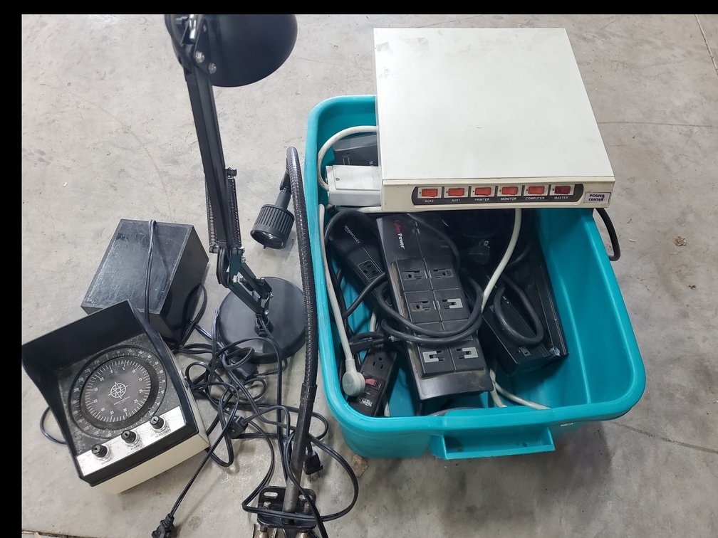 Lot 156: Surge protectors and lights