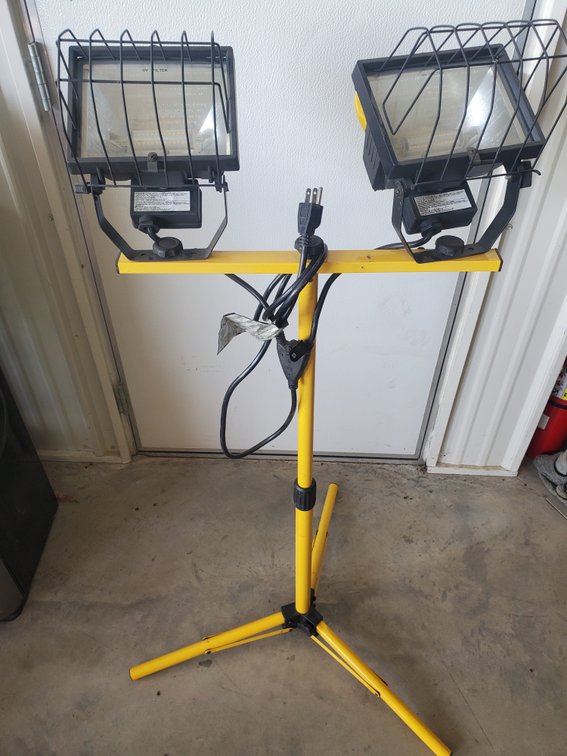 Lot 4: Led work light
