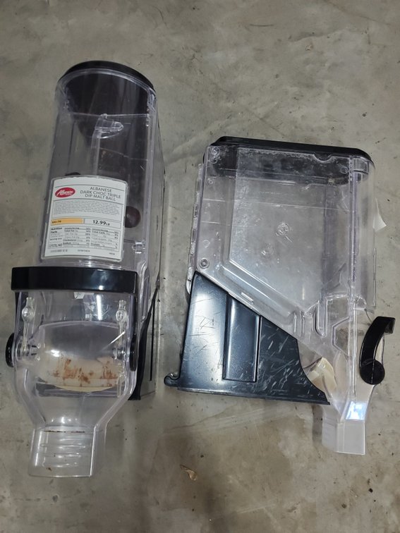 Lot 205: Bulk food/feed dispensers
