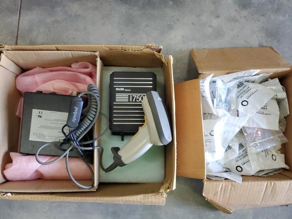Lot 91: RVSI Cimatrix 7500A Barcode Scanner System with Symbol Scanner