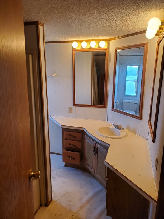 Additional photo of lot 50