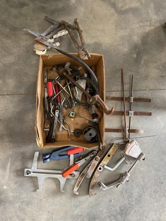 Lot 61A: Assortment of Vintage Automotive Specialty Tools