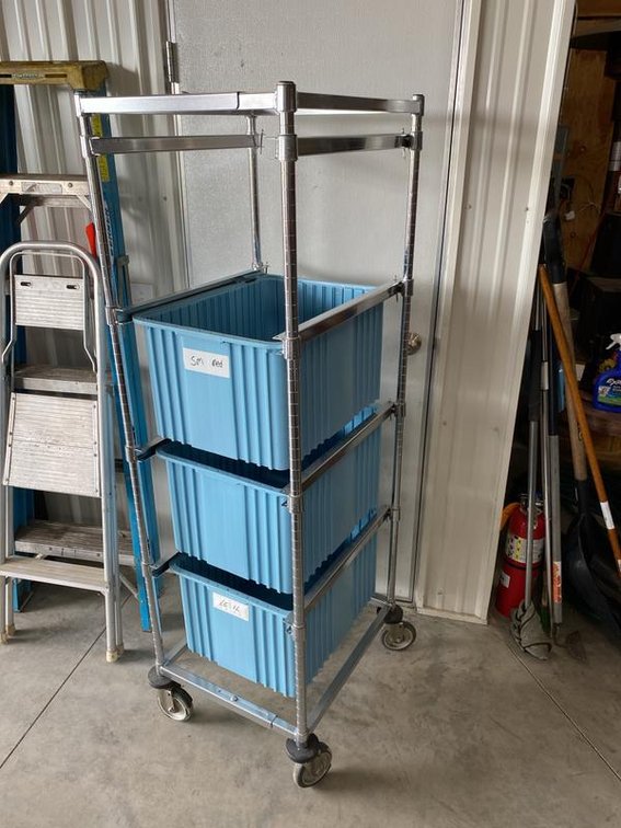 Lot 79A: Metro Super Erecta Rolling Bin Cart with 3 Tote Bins