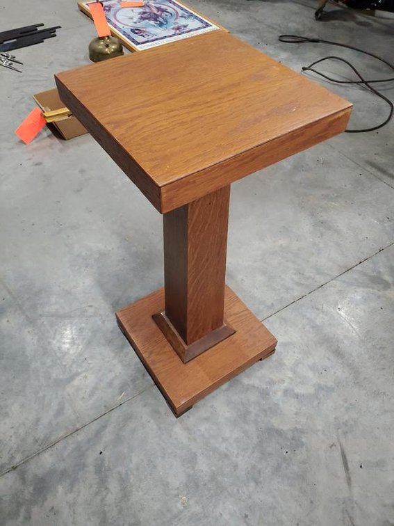 Lot 142: Vintage Mission Oak Pedestal Plant Stand Side Table