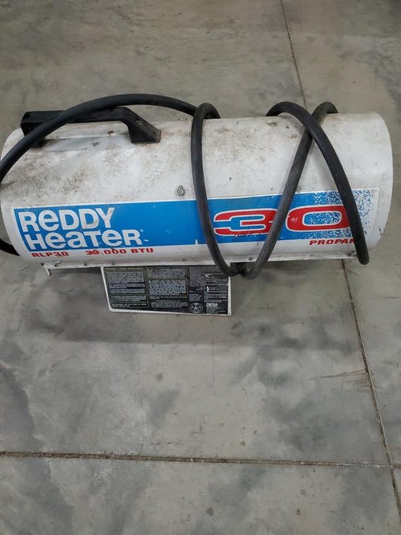Lot 36: Reddy Heater RLP30 30,000 BTU Propane Heater