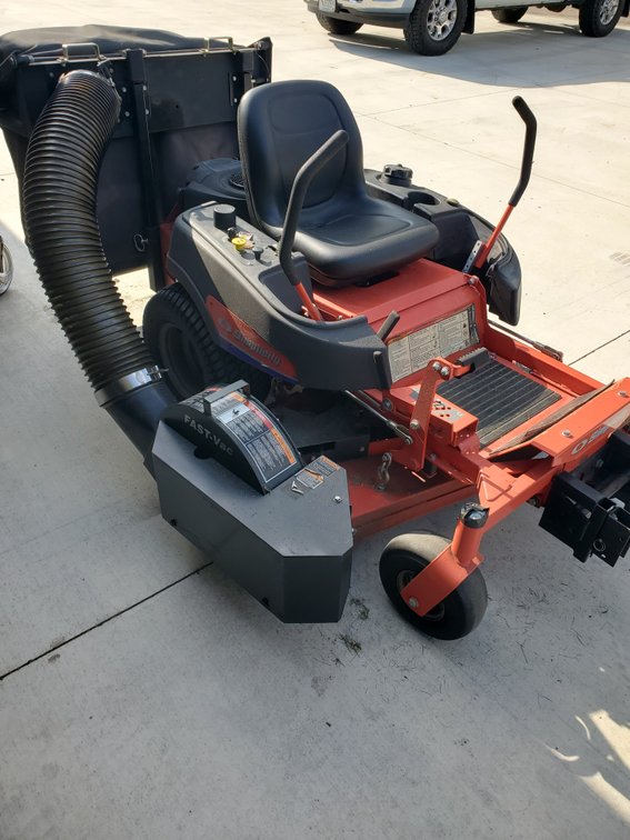 Lot 110: Simplicity 48inch zero turn lawn mower with power bagger
